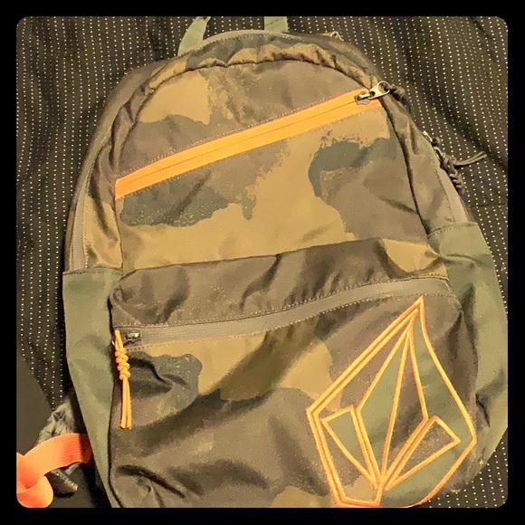 volcom camo backpack